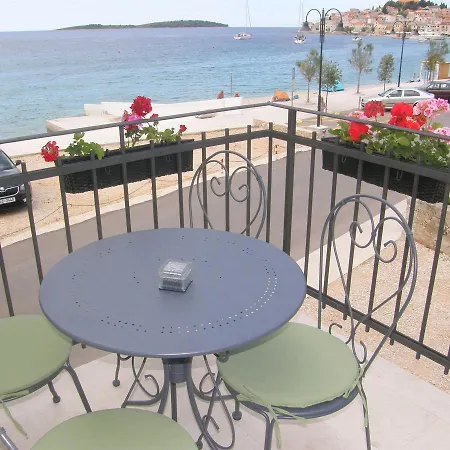 Apartments Mare Primošten Esterno foto